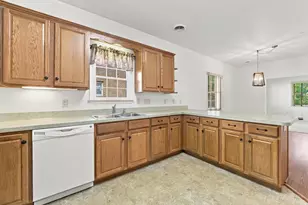 210 Firebrush Dr, Hagerstown, MD 21740 - Photo 7