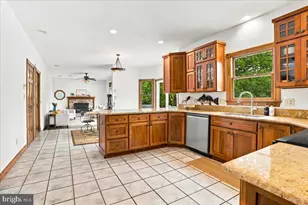 3416 Hawks Ln, Keedysville, MD 21756 - Photo 5