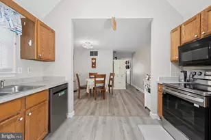1241 Magnolia Ct, Hagerstown, MD 21742 - Photo 15