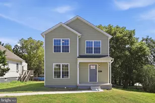 838 Rose Hill Ave, Hagerstown, MD 21740 - Photo 1