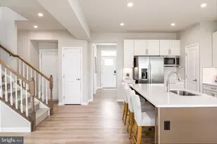 19008 Amesbury Dr, Hagerstown, MD 21742 - Photo 17