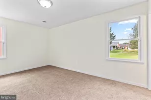 1213 S Pointe Dr, Hagerstown, MD 21740 - Photo 21