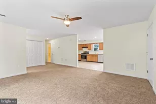 1213 S Pointe Dr, Hagerstown, MD 21740 - Photo 5