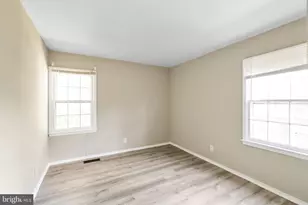 1317 Cedarwood Dr, Hagerstown, MD 21742 - Photo 19