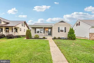 421 Vermont Ave, Hagerstown, MD 21740 - Photo 1