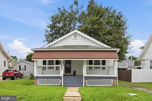 17427 Lexington Ave, Hagerstown, MD 21740 - Photo 1
