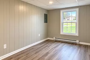 15149 Bloyers Ave, Hagerstown, MD 21740 - Photo 9