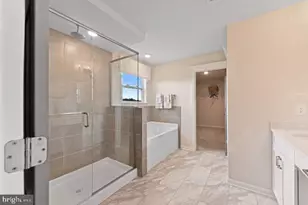 20102 Regent Cir, Hagerstown, MD 21742 - Photo 11