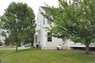 20010 Farmingdale Ct, Hagerstown, MD 21742 - Photo 9