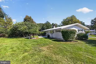 16 Bittersweet Dr, Hagerstown, MD 21740 - Photo 3