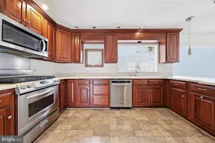 19410 Portsmouth Dr, Hagerstown, MD 21742 - Photo 11