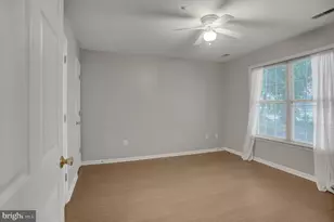 1153 Lindsay Ln, Hagerstown, MD 21742 - Photo 5