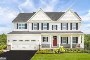 19028Sl Amesbury Rd, Hagerstown, MD 21742 - Photo 1