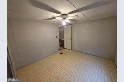 11143 Lakeside Drive, Hagerstown, MD 21740 - Photo 29
