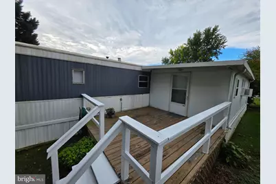 11143 Lakeside Drive, Hagerstown, MD 21740 - Photo 15
