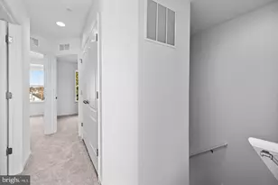 460 Peleton St, Hagerstown, MD 21740 - Photo 15
