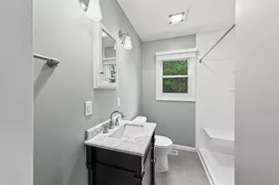 304 N Main St, Hebron, MD 21830 - Photo 25