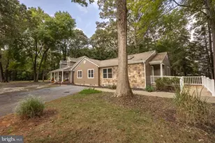 1708 E Clear Lake Dr, Salisbury, MD 21804 - Photo 1