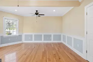 301 E Chestnut St, Delmar, MD 21875 - Photo 9