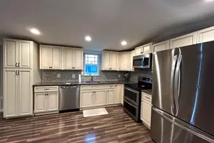 318 Holiday St, Fruitland, MD 21826 - Photo 5