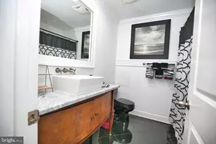 8535 E Marlboro Dr, Delmar, MD 21875 - Photo 17