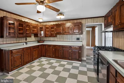 111 E Lillian Street, Hebron, MD 21830 - Photo 7