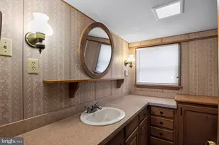 111 E Lillian St, Hebron, MD 21830 - Photo 17