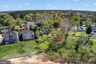28266 Riverside Dr, Fruitland, MD 21826 - Photo 3