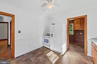 921 Brown St, Salisbury, MD 21804 - Photo 9