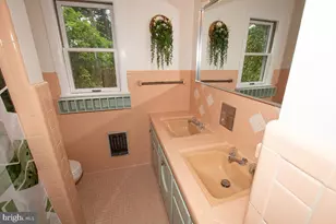 8539 E Marlboro Dr, Delmar, MD 21875 - Photo 43