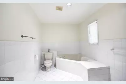 913 S Schumaker Drive, Salisbury, MD 21804 - Photo 19