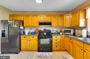 6185 Trails End Ct, Salisbury, MD 21801 - Photo 7
