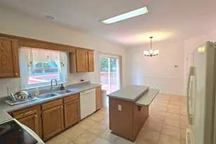 629 S Camden Ave, Fruitland, MD 21826 - Photo 7