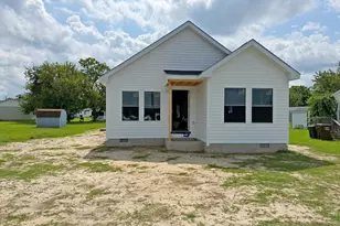 207 N Dulany Ave, Fruitland, MD 21826 - Photo 1