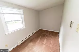 208 E East St, Delmar, MD 21875 - Photo 11