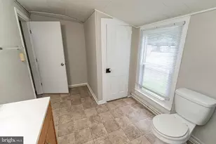 208 E East St, Delmar, MD 21875 - Photo 23
