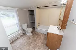 208 E East St, Delmar, MD 21875 - Photo 21