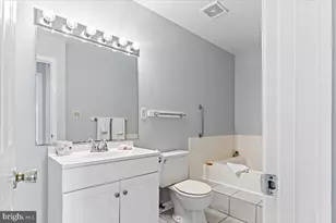 14409 Lighthouse Ave, Ocean City, MD 21842 - Photo 17