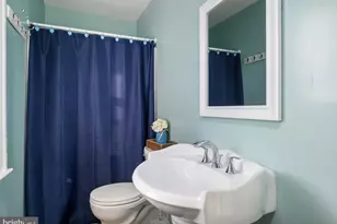 205 10th St, Ocean City, MD 21842 - Photo 35