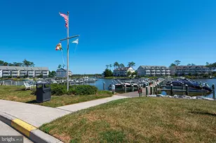 11857 Man O War Ln, Berlin, MD 21811 - Photo 7