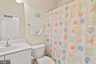 107 70th St, Ocean City, MD 21842 - Photo 19