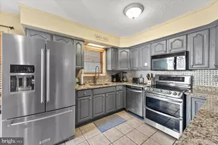 902 Edgewater Ave, Ocean City, MD 21842 - Photo 3