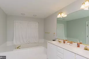 1002 Baybreeze Ln, Ocean Pines, MD 21811 - Photo 15