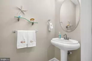 11530 Country Club Dr, Berlin, MD 21811 - Photo 21