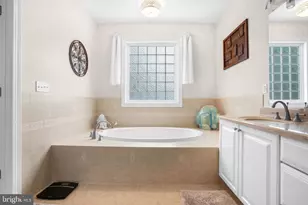 11530 Country Club Dr, Berlin, MD 21811 - Photo 51