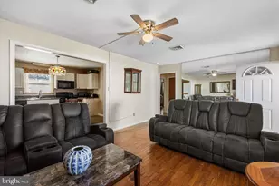 408 Flower St, Berlin, MD 21811 - Photo 5