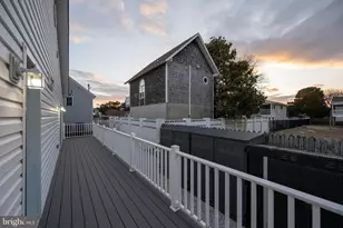 8703 Coastal Hwy, Ocean City, MD 21842 - Photo 15