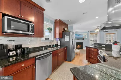 208 7th Street #4, Ocean City, MD 21842 - Photo 7