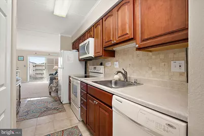 2 80th Street #504, Ocean City, MD 21842 - Photo 19