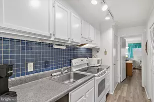 7 127th St, Ocean City, MD 21842 - Photo 3